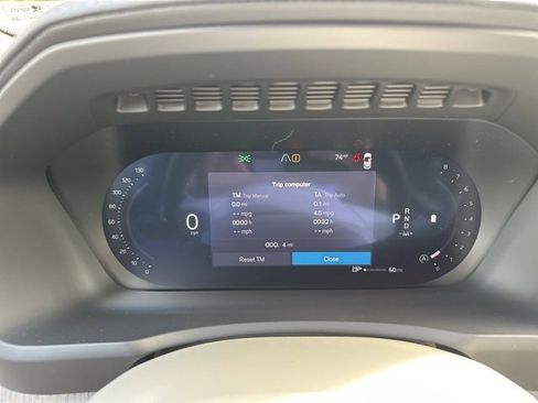 New 2026 Volvo XC90 B6 Ultra image 16