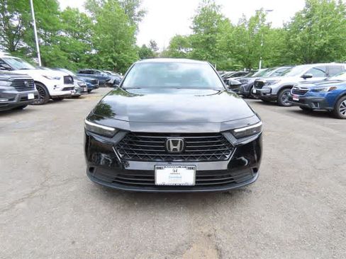 Certified 2023 Honda Accord LX image 6