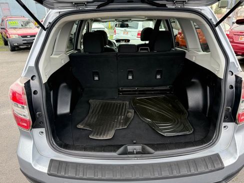 Used 2016 Subaru Forester 2.5i Premium w/ All-Weather Package image 9