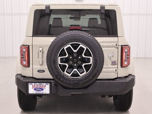 New 2025 Ford Bronco Outer Banks image 7