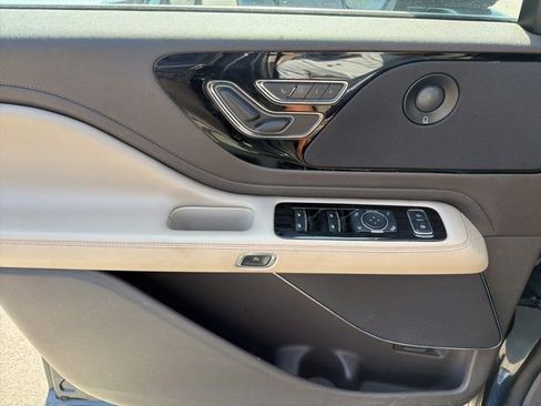 Used 2023 Lincoln Aviator Reserve RWD image 15