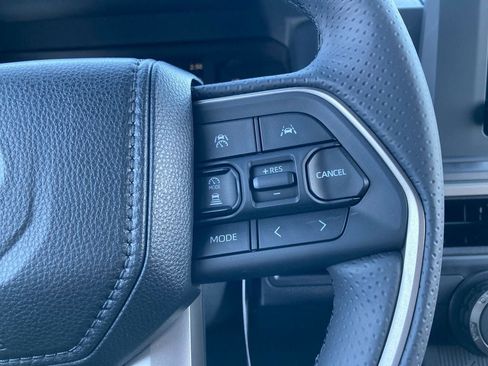 New 2026 Toyota 4Runner SR5 image 9