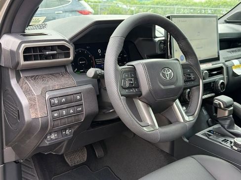 New 2026 Toyota Tacoma Limited AWD/4WD image 19