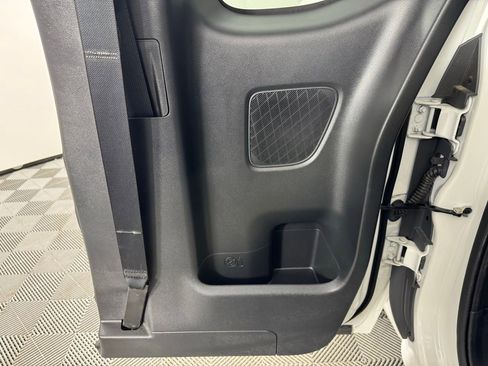 Used 2022 Nissan Frontier S image 26