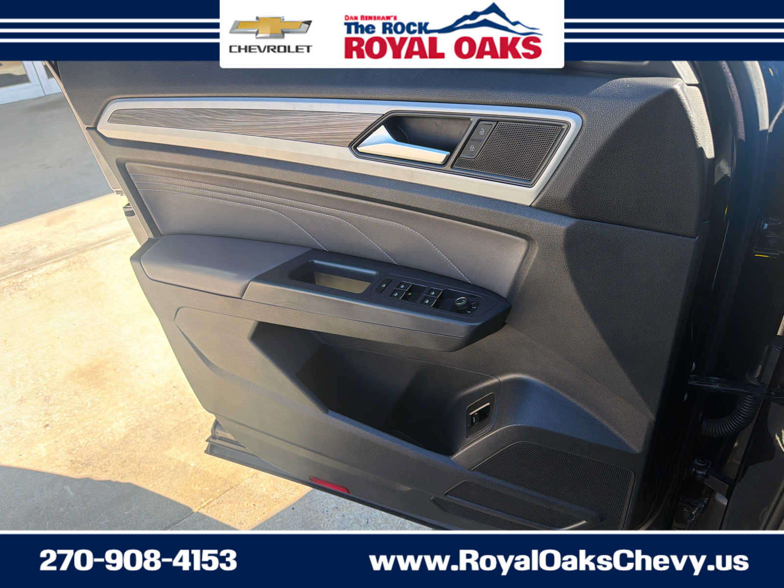 Used 2021 Volkswagen Atlas Cross Sport SE FWD image 22