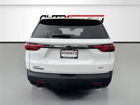 Used 2023 Chevrolet Traverse RS image 6