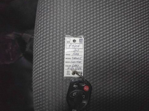 Used 2017 Ford Transit Connect XL image 27