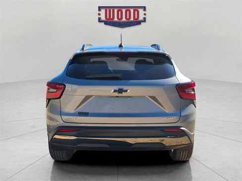 New 2026 Chevrolet Trax ACTIV image 3