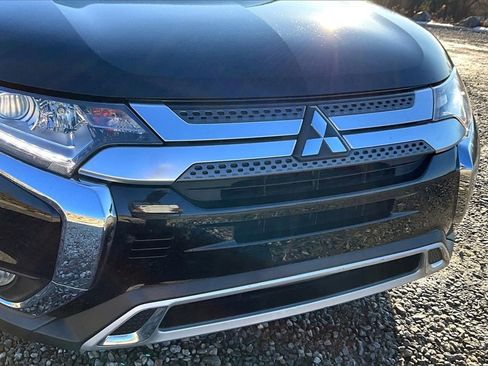 Used 2019 Mitsubishi Outlander SE image 25
