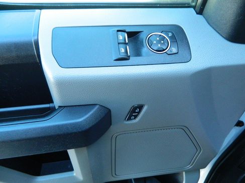 Used 2020 Ford F150 XL w/ Equipment Group 101A Mid AWD/4WD image 20