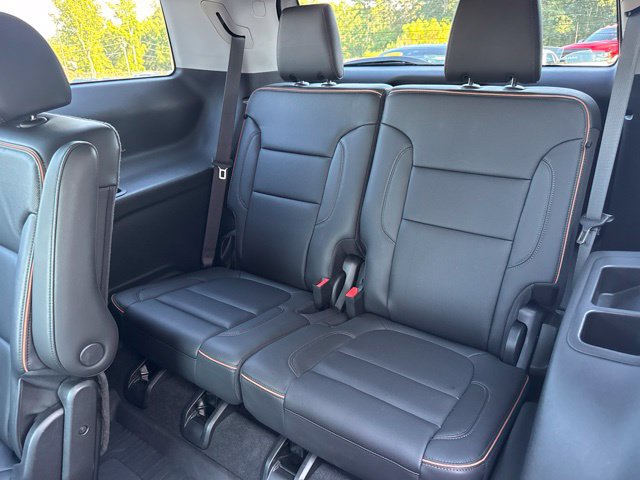Used 2023 GMC Acadia AT4 w/ Technology Package AWD/4WD image 12