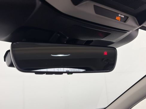 Used 2024 Subaru Crosstrek 2.0i Premium image 29