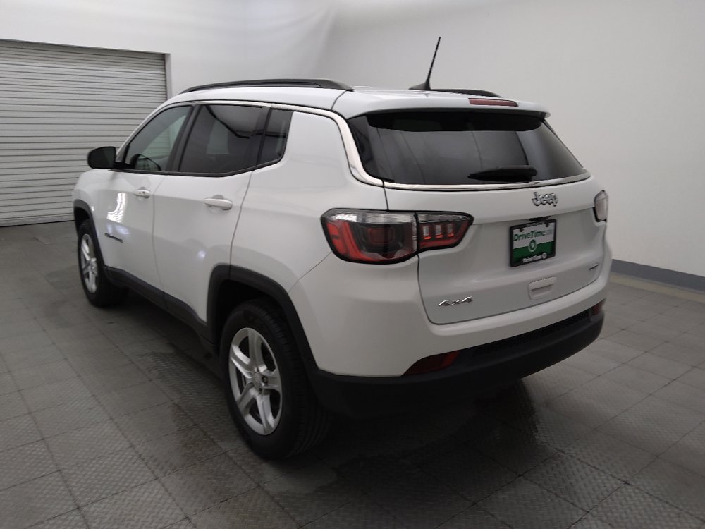 Used 2023 Jeep Compass Latitude AWD/4WD image 5