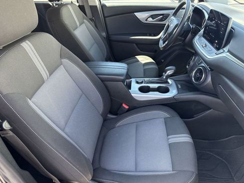 Certified 2024 Chevrolet Blazer LT w/ Convenience Package FWD image 26