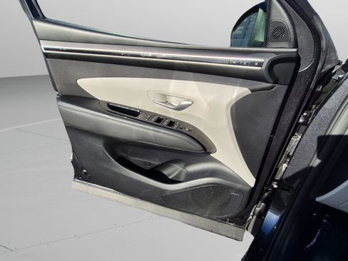 Certified 2024 Hyundai Tucson Limited AWD/4WD image 23
