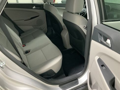 Used 2020 Hyundai Tucson SE AWD/4WD image 17