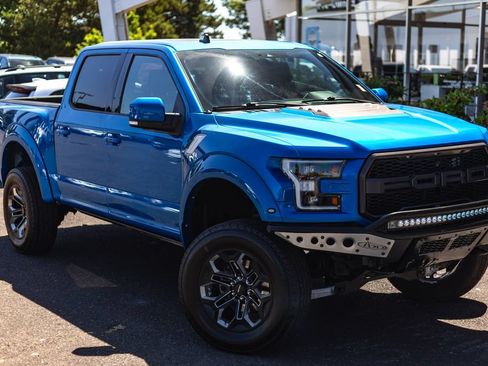 Used 2020 Ford F150 Raptor w/ Equipment Group 802A Luxury AWD/4WD image 2