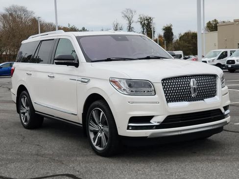 Used 2019 Lincoln Navigator Reserve w/ Cargo Package image 2