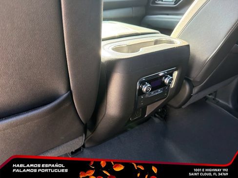 Used 2026 GMC Yukon XL AT4 AWD/4WD image 29