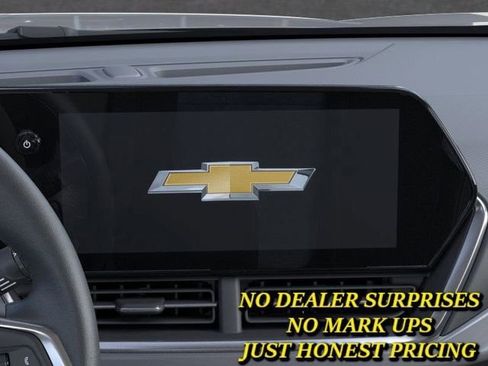 New 2026 Chevrolet Trax LT w/ Driver Confidence Package image 20