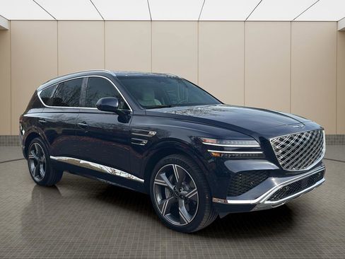 Certified 2025 Genesis GV80 3.5T Prestige AWD/4WD image 7