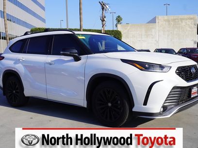 Used 2023 Toyota Highlander XSE