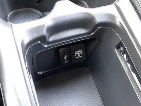 Used 2019 Honda CR-V LX image 29