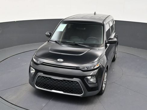 Used 2021 Kia Soul LX FWD image 19