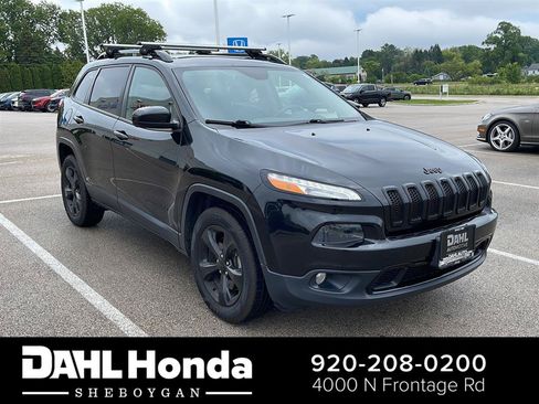 Used 2015 Jeep Cherokee Latitude w/ Comfort/Convenience Group AWD/4WD image 1