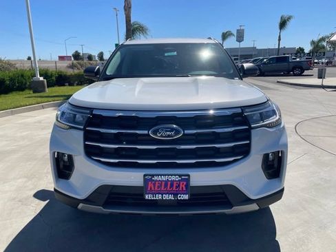 New 2026 Ford Explorer Active w/ Active Comfort Package RWD image 8