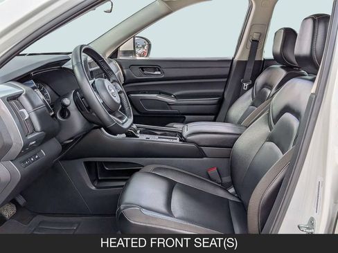 Used 2023 Nissan Pathfinder SL w/ Black Appearance Package FWD image 14
