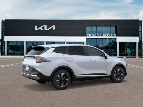 New 2026 Kia Sportage LX image 6