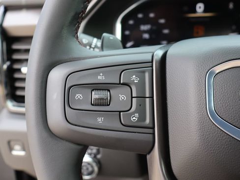 Used 2025 GMC Sierra 1500 AT4X AWD/4WD image 19