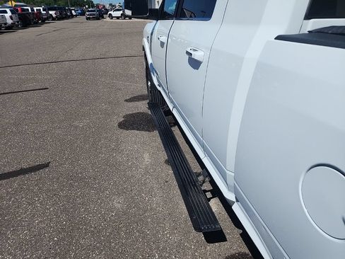 Used 2022 RAM 3500 Limited AWD/4WD image 7