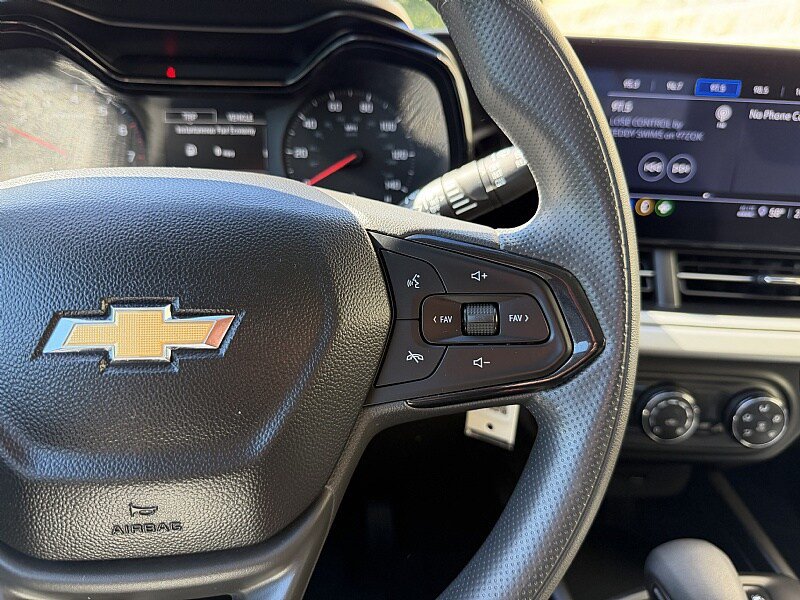 Used 2024 Chevrolet Trax LS FWD image 18