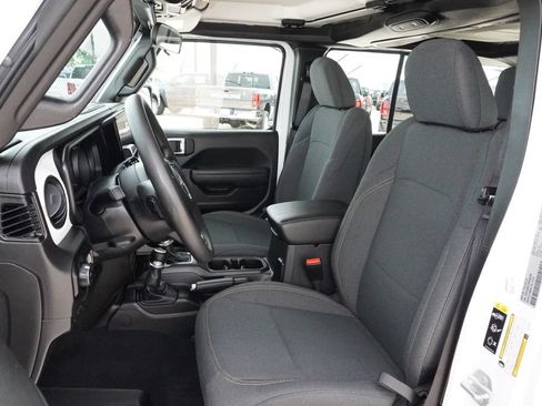 Used 2025 Jeep Wrangler Unlimited Sport AWD/4WD image 26