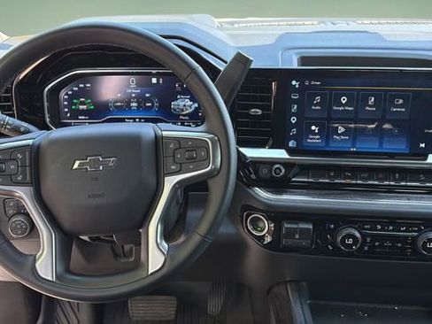 Used 2025 Chevrolet Silverado 2500 LTZ w/ Trail Boss Package AWD/4WD image 10