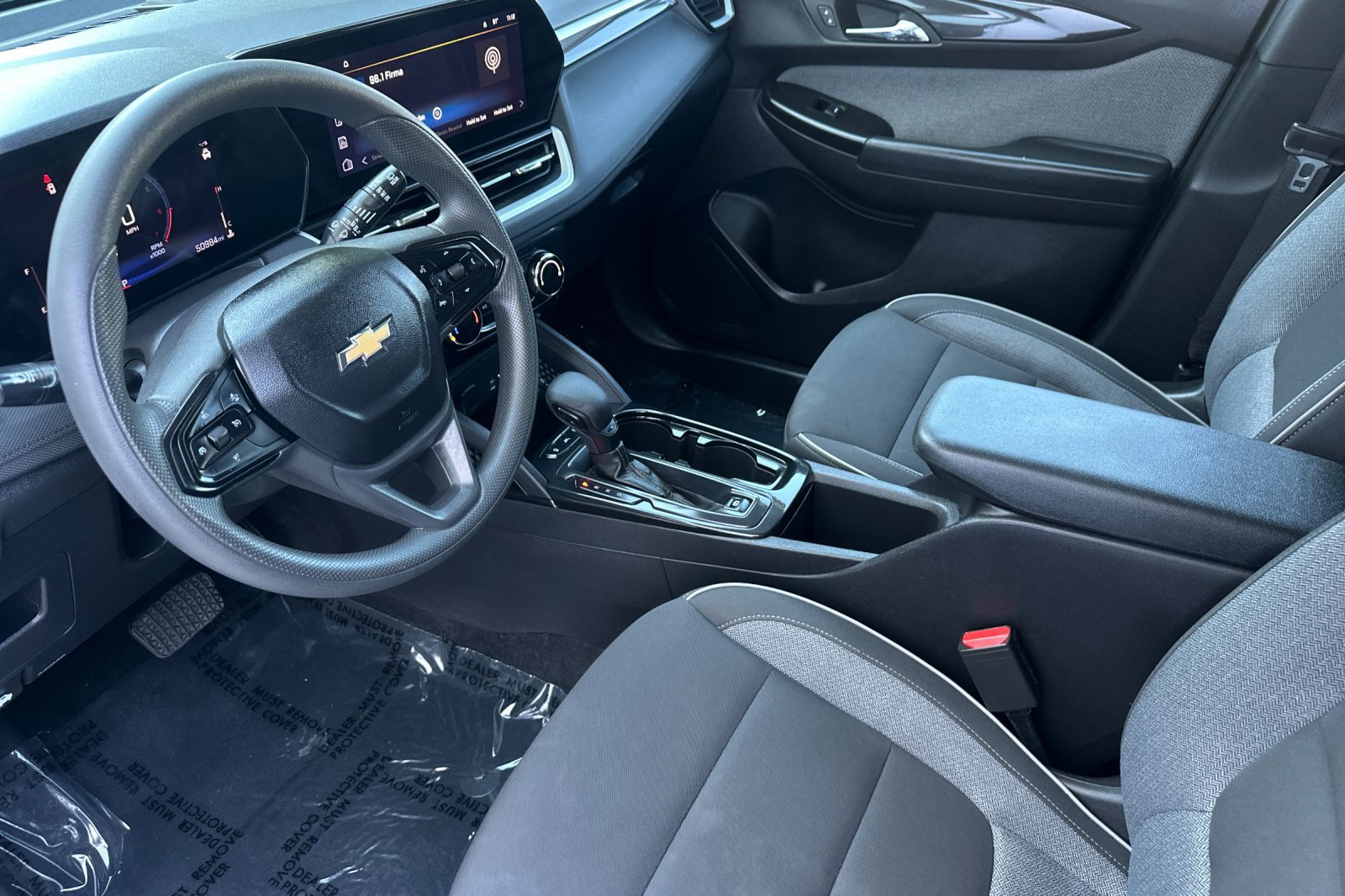 Used 2025 Chevrolet TrailBlazer LT AWD/4WD image 8