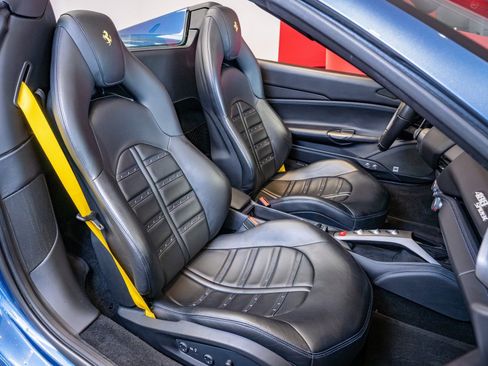 Used 2017 Ferrari 488 Spider RWD image 19