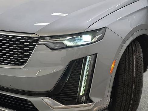 Certified 2025 Cadillac XT6 Premium Luxury AWD/4WD image 28