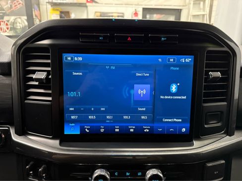 Used 2022 Ford F150 XLT w/ Equipment Group 302A High image 19