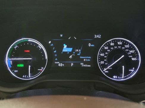 Used 2023 Toyota Sienna Platinum image 22