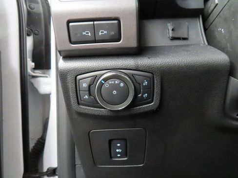 Used 2017 Ford F150 XLT w/ Equipment Group 302A Luxury image 39