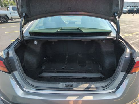 Used 2023 Nissan Altima 2.5 SV FWD image 6