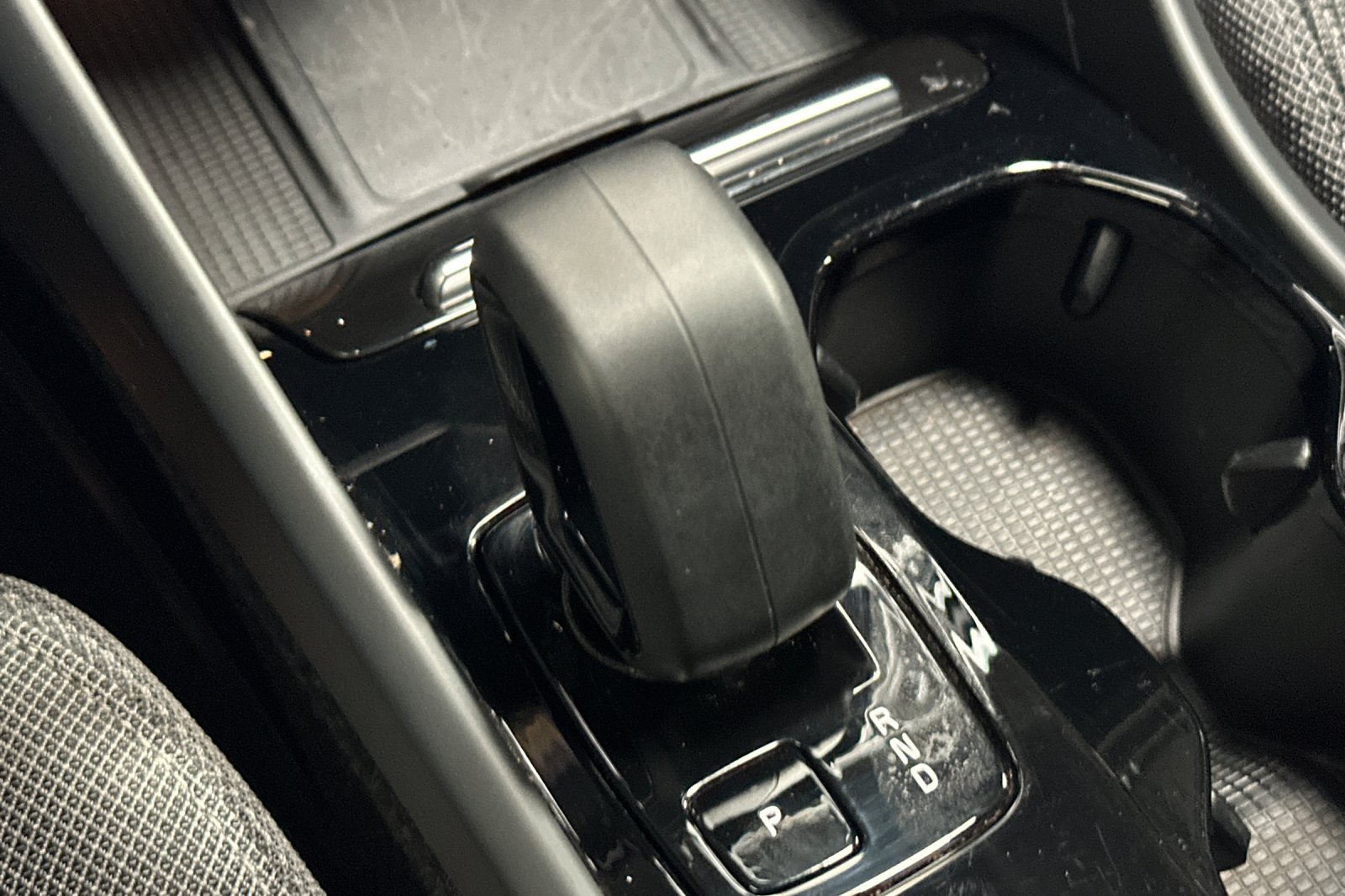 Certified 2023 Volvo C40 P8 Recharge Plus w/ Protection Package Premier AWD/4WD image 24