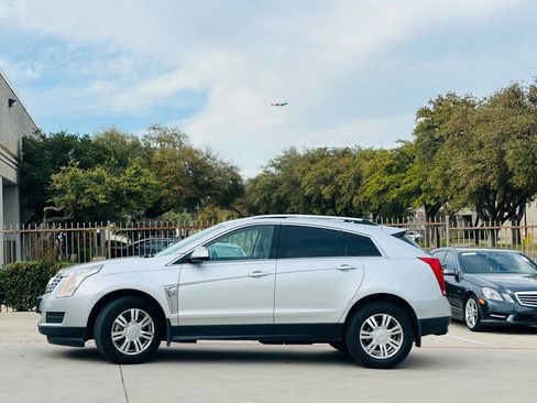 Used 2014 Cadillac SRX Luxury w/ Driver Awareness Package image 4