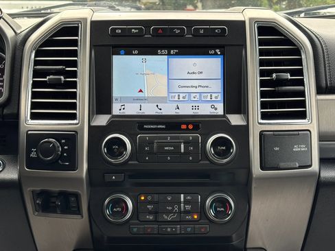 Used 2017 Ford F250 Platinum w/ Platinum Ultimate Package AWD/4WD image 38