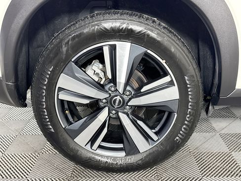 Used 2023 Nissan Rogue SL w/ SL Premium Package AWD/4WD image 32