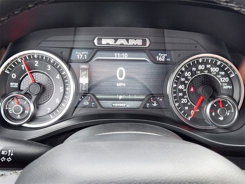 Used 2025 RAM 1500 Laramie image 17