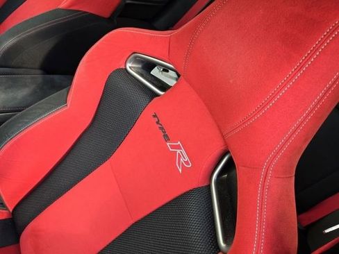 Used 2018 Honda Civic Type R image 22